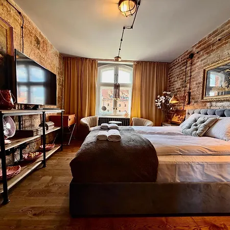 Olowianka 1898 - Acco Rent *